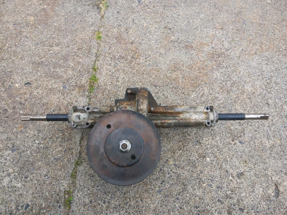 Cub cadet/M.T.D transmission for sale - Image 3