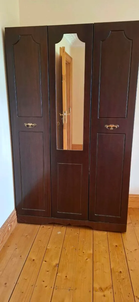 Double mirrored wardrobes x 2 price each 44x74x19" - Image 1