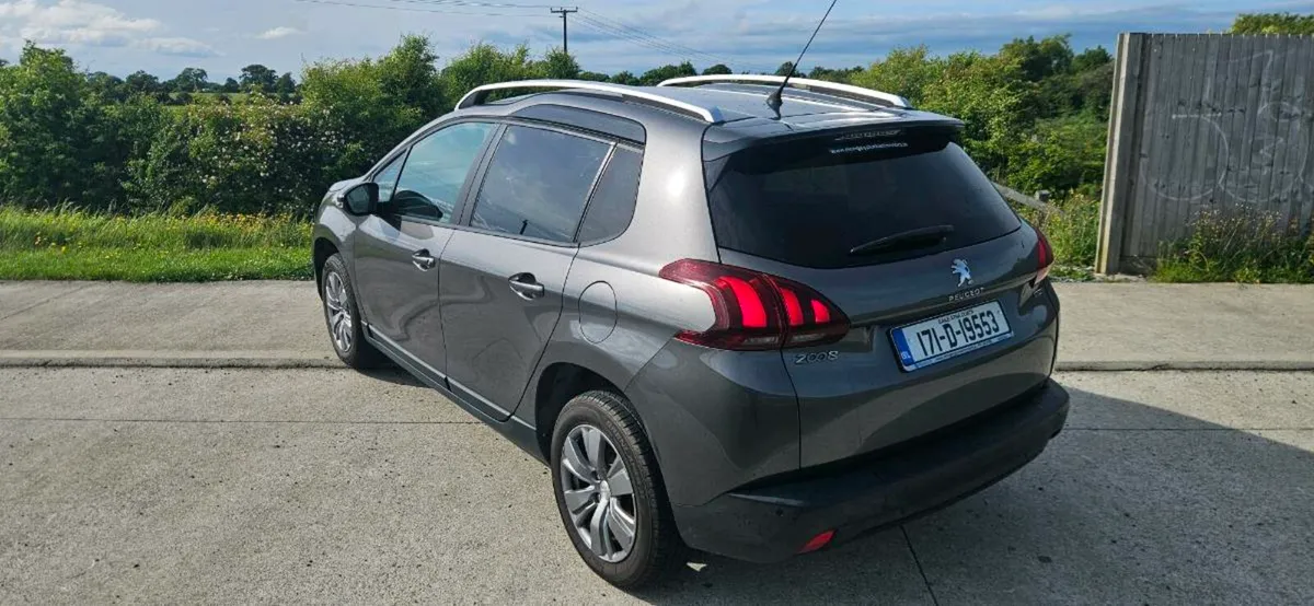 Peugeot 2008 2017 1.2 - Image 4