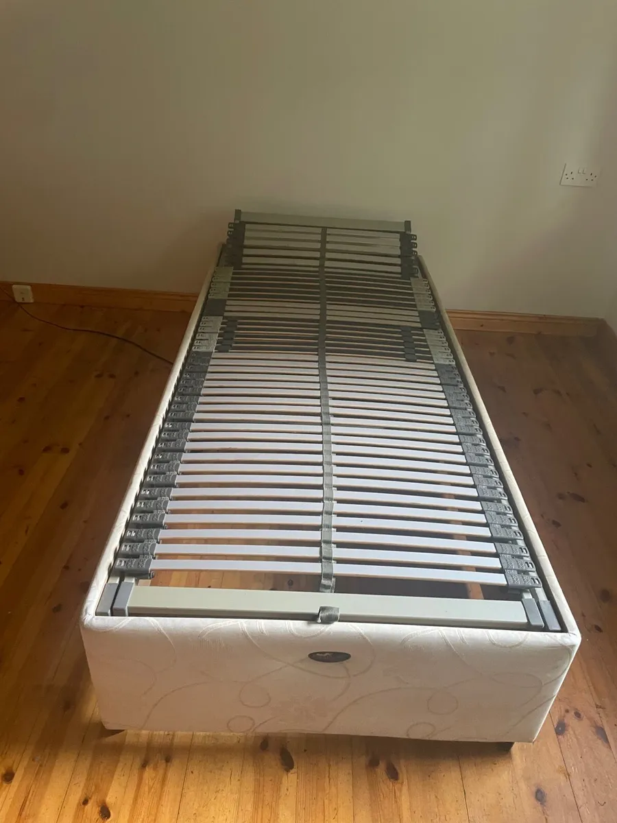 Motorised hospital bed - Image 2