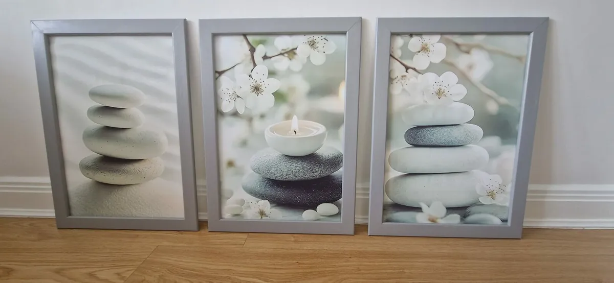 3 canvas framed 43x60 cm each