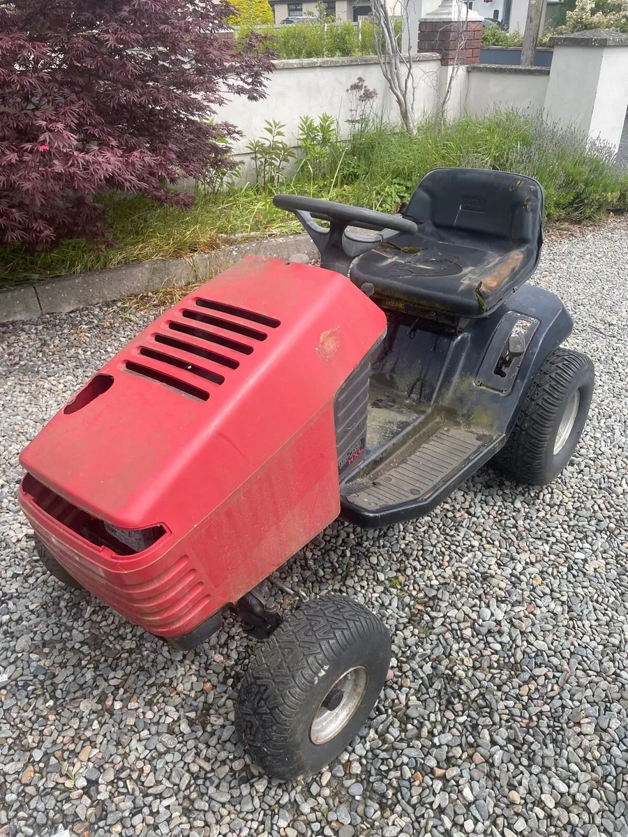 Ride on mowers - Image 3