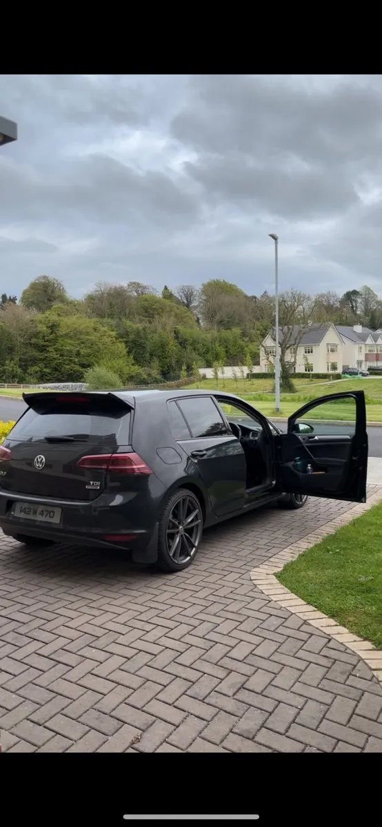 Volkswagen Golf 2014 - Image 2