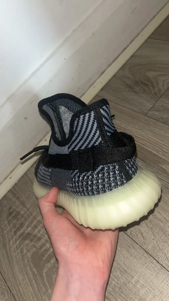 yeezy - Image 4