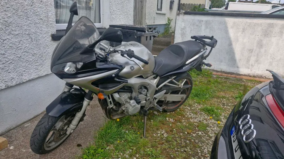 Yamaha fazer 600 - Image 1