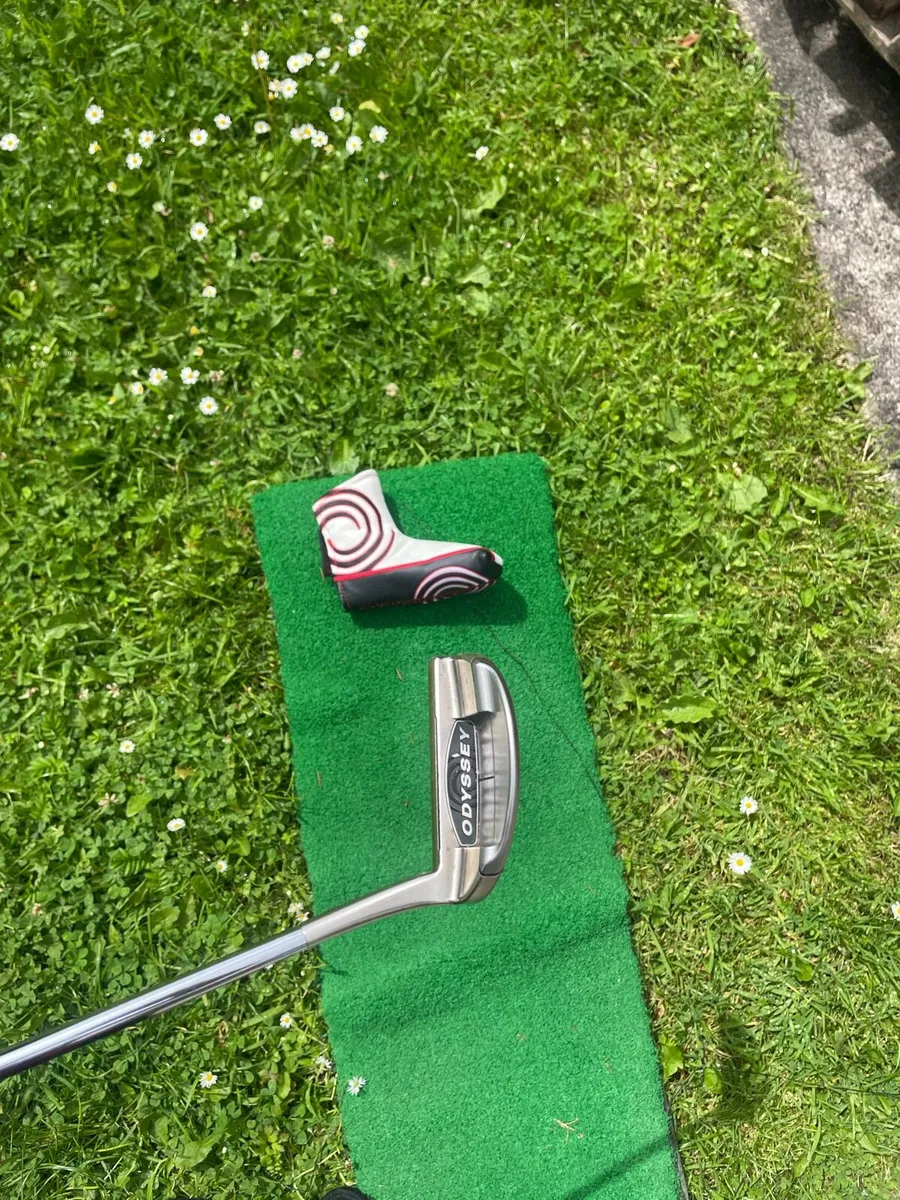 Odyssey black series 9 putter - Image 2