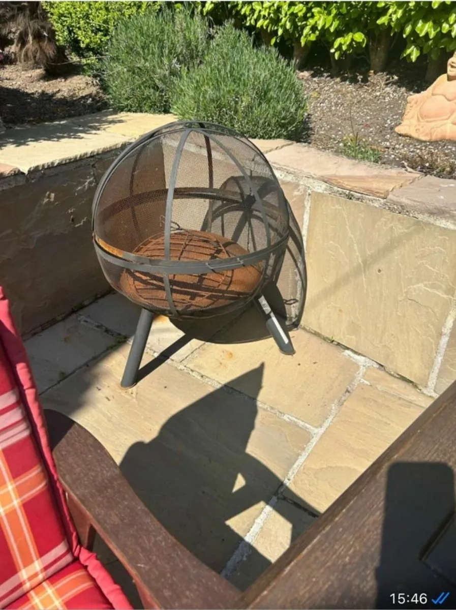 Garden Table and Chairs - Image 4