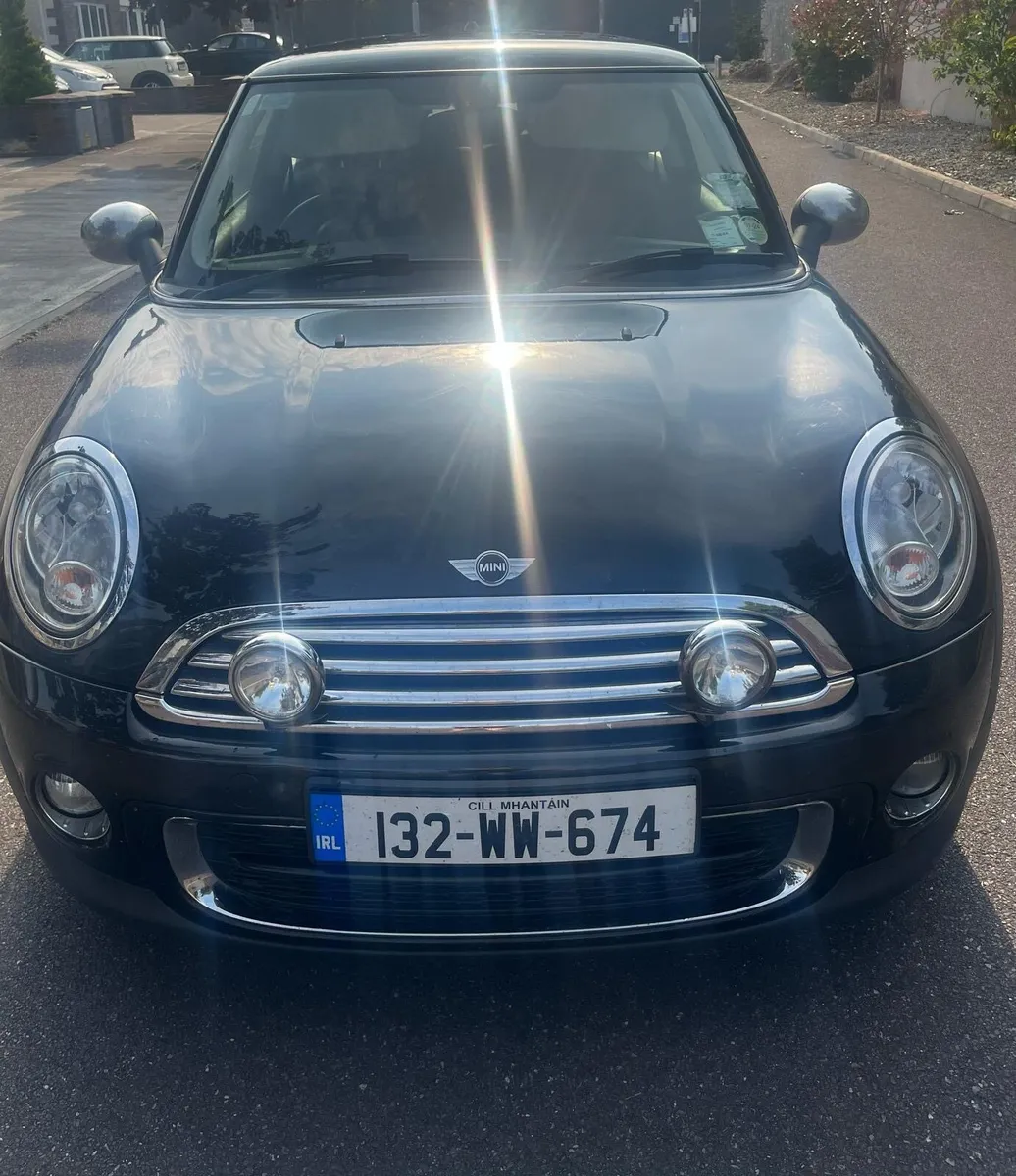 Mini 1 - Image 1