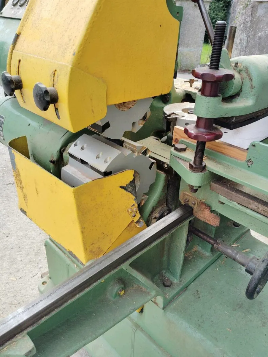 Joiner machinery - Image 4
