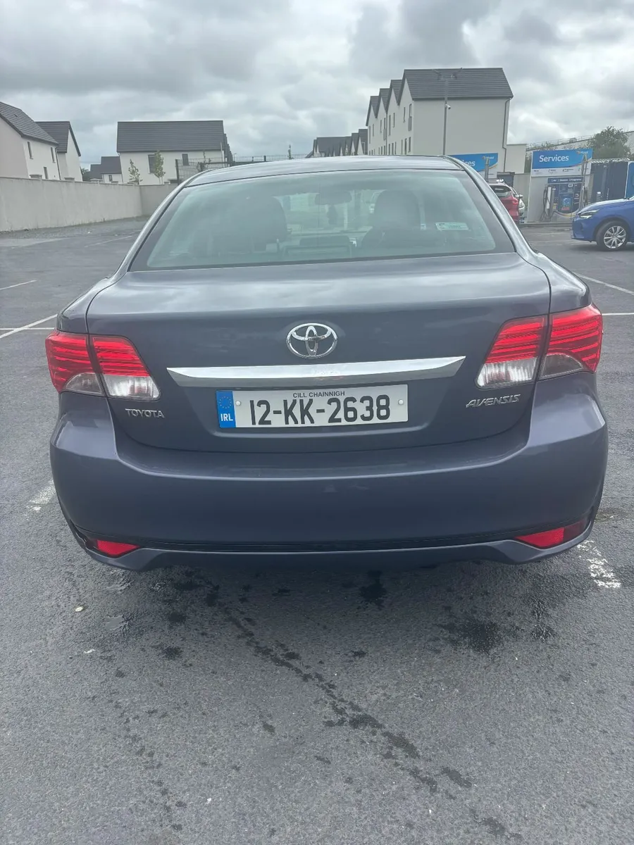 Toyota Avensis 2012 - Image 4