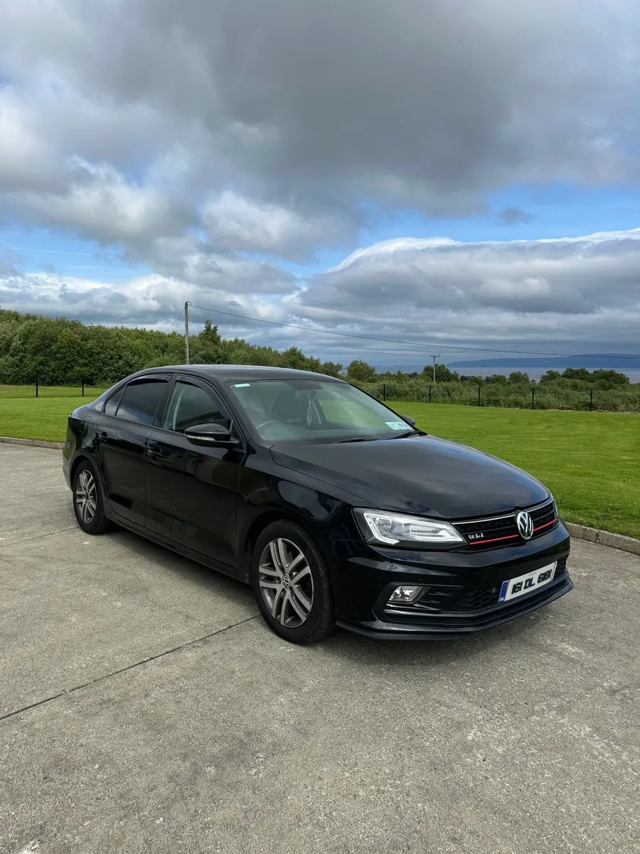 Volkswagen Jetta 2016 - Image 1