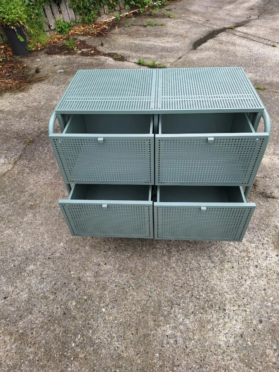 Green metal storage drawers - Image 2