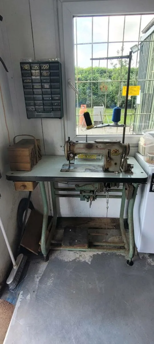 Pfaff Industrial Sewing Machines - Image 2