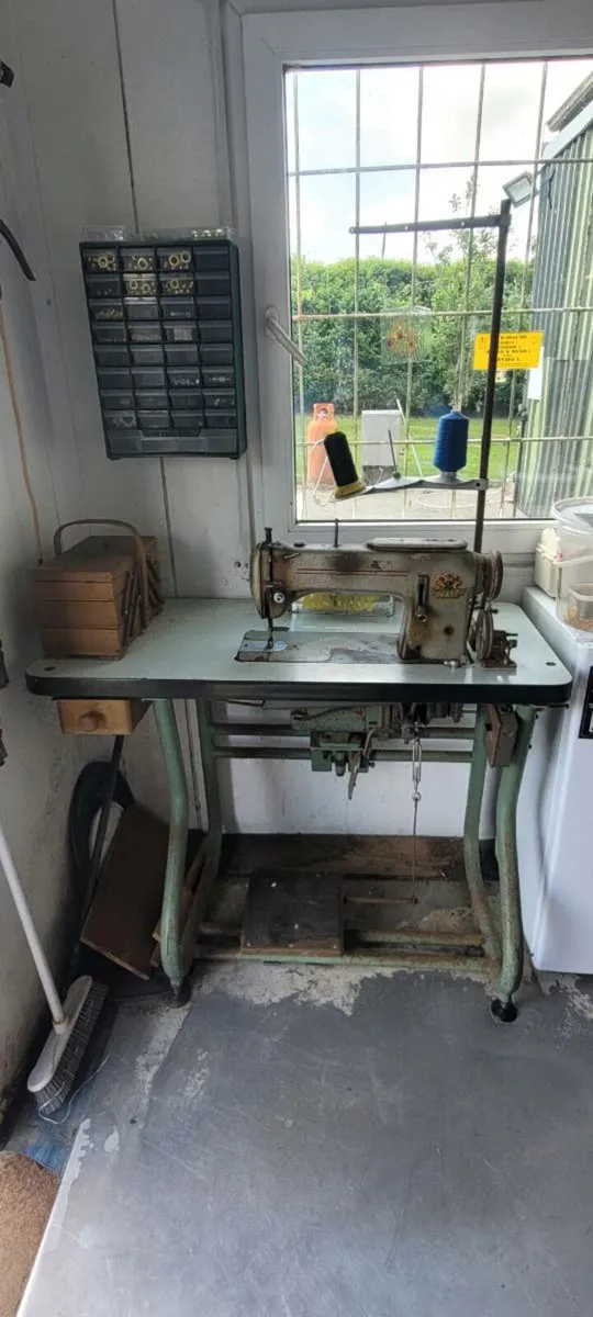 Pfaff Industrial Sewing Machines - Image 3