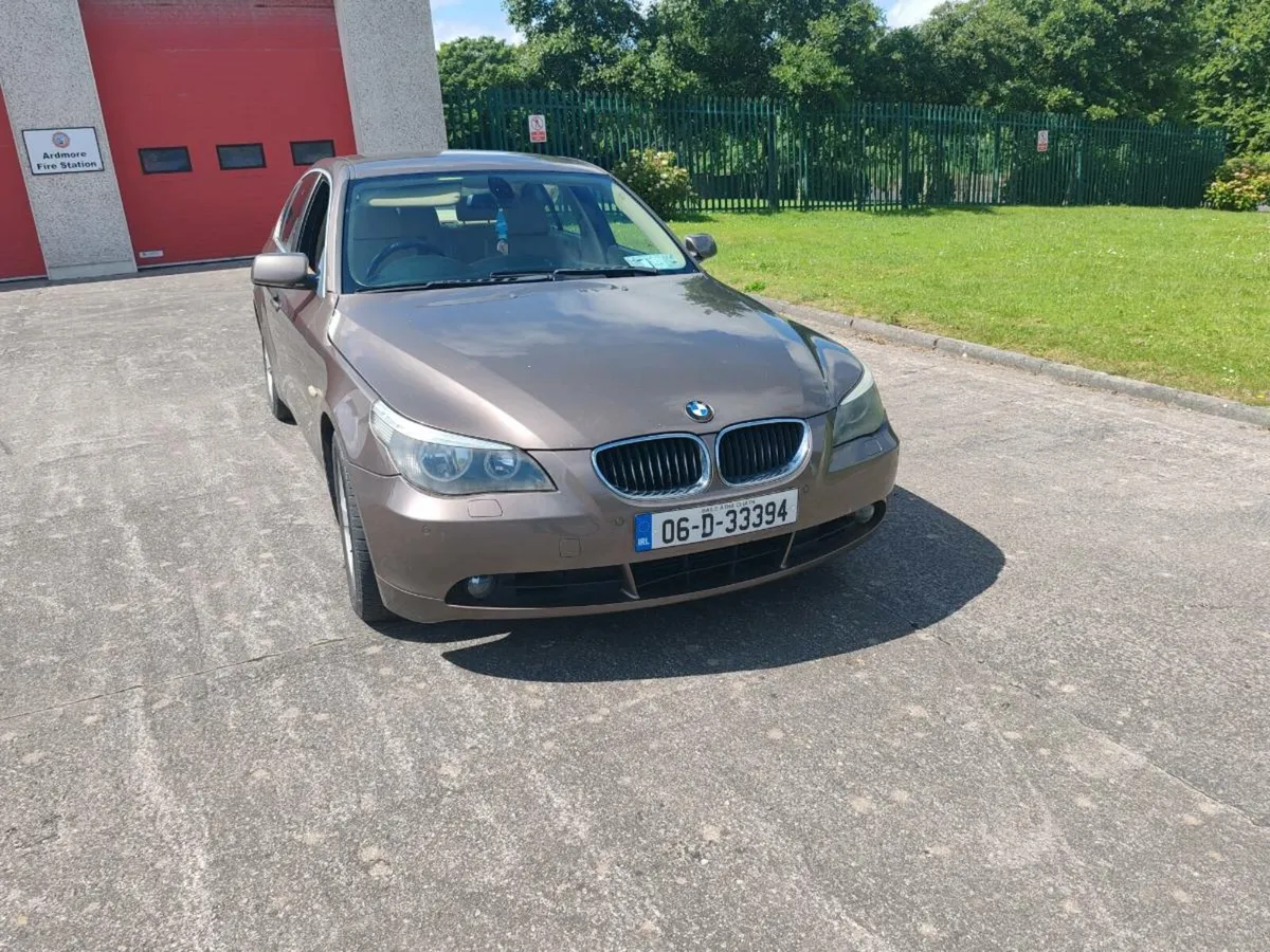 BMW 520d 2006 - Image 2