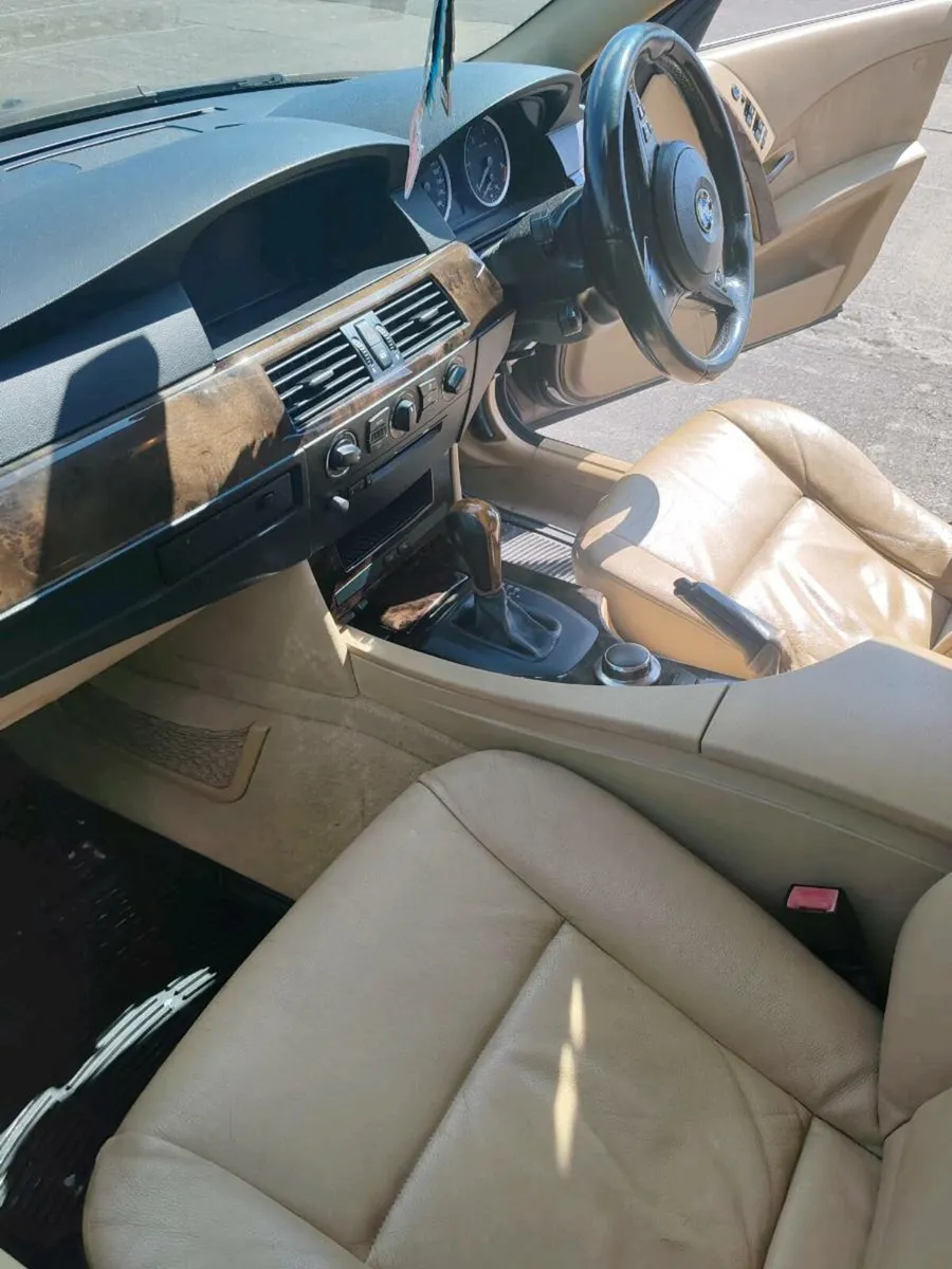 BMW 520d 2006 - Image 4