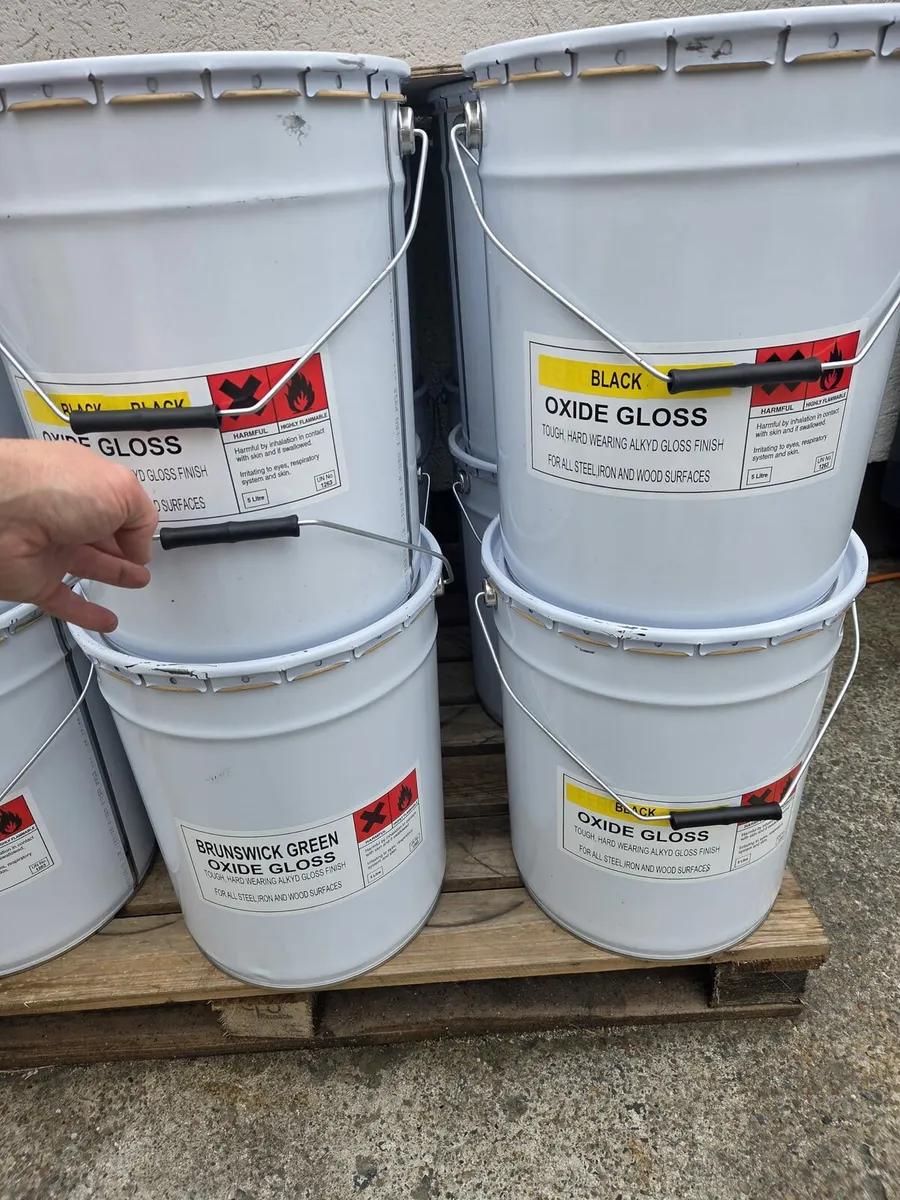 20ltr oxide paint and other paints available - Image 1