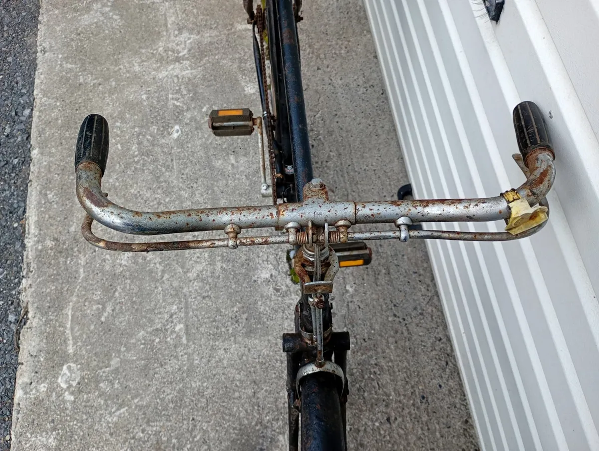 Vintage bicycle - Image 3