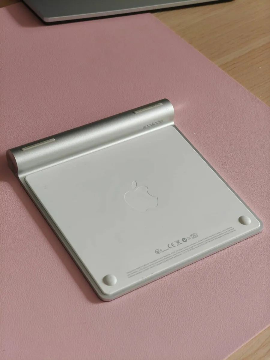Apple Magic Trackpad 1 - Image 2