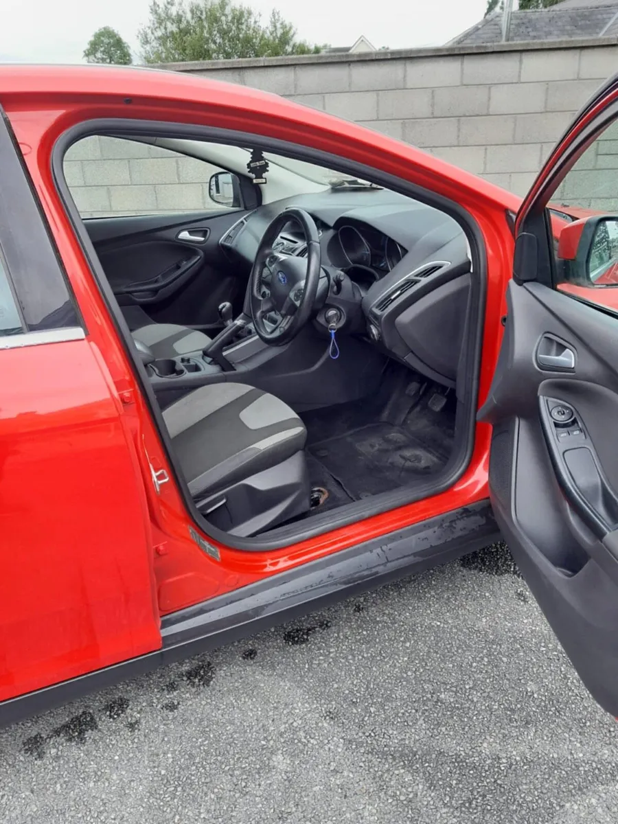 Ford Focus - Image 4