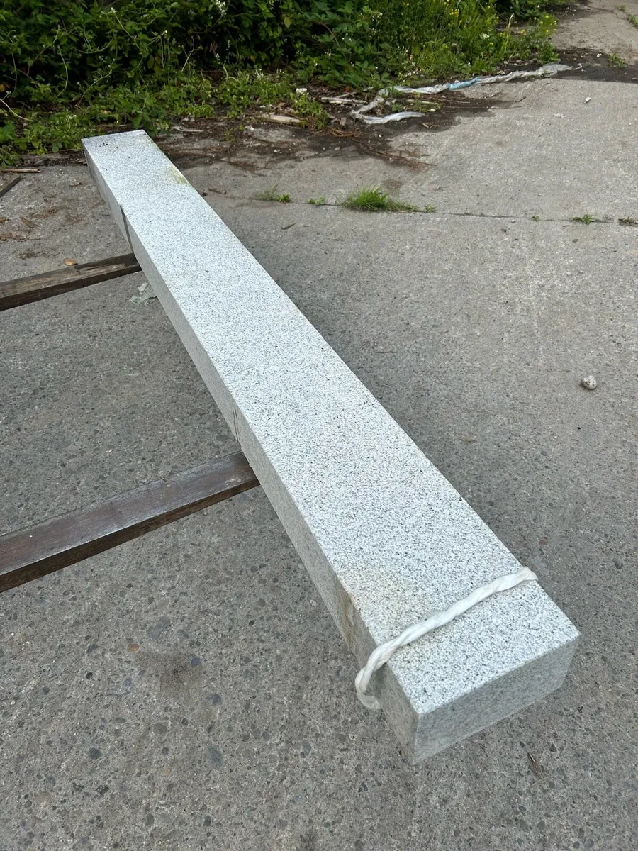 Granite string band /kerbs - Image 1