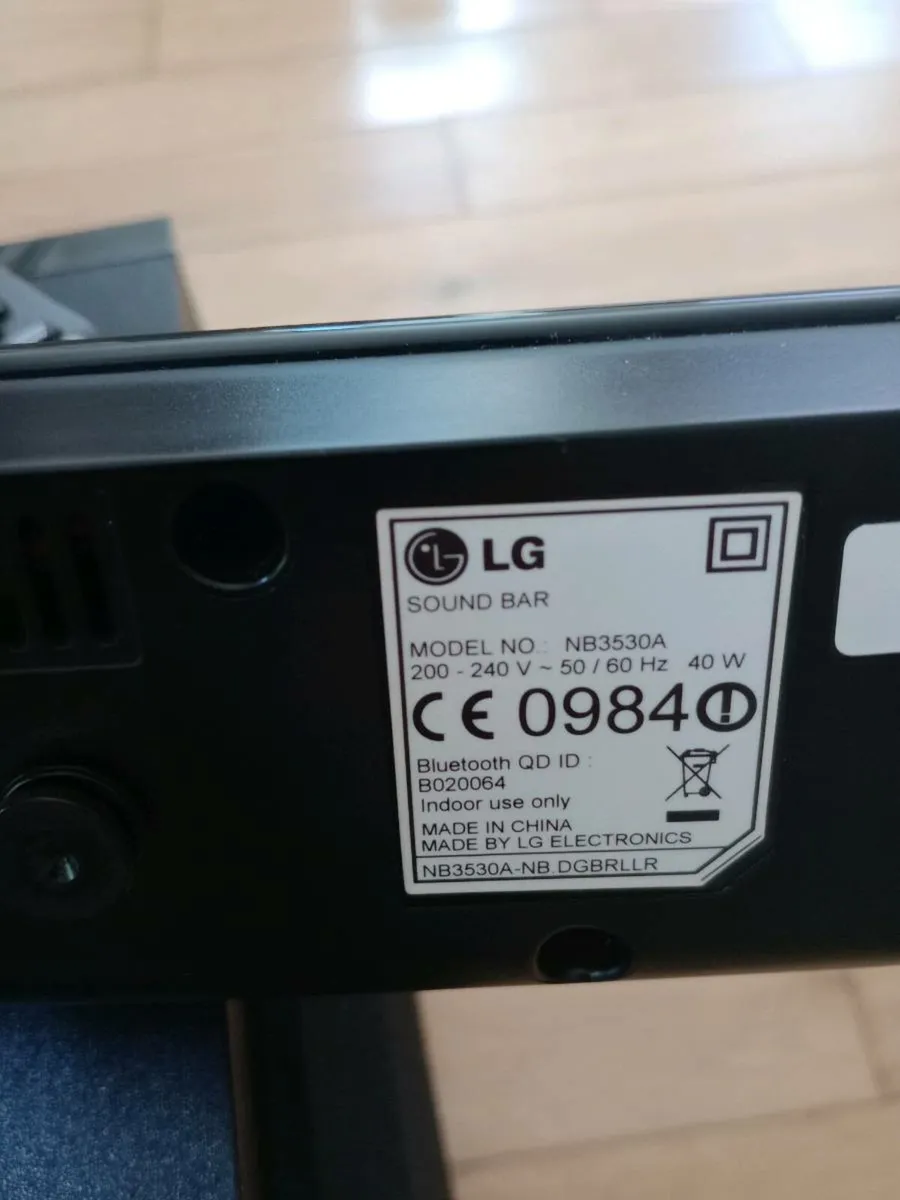 LG sound bar with wireless subwoofer NB3530A - Image 3