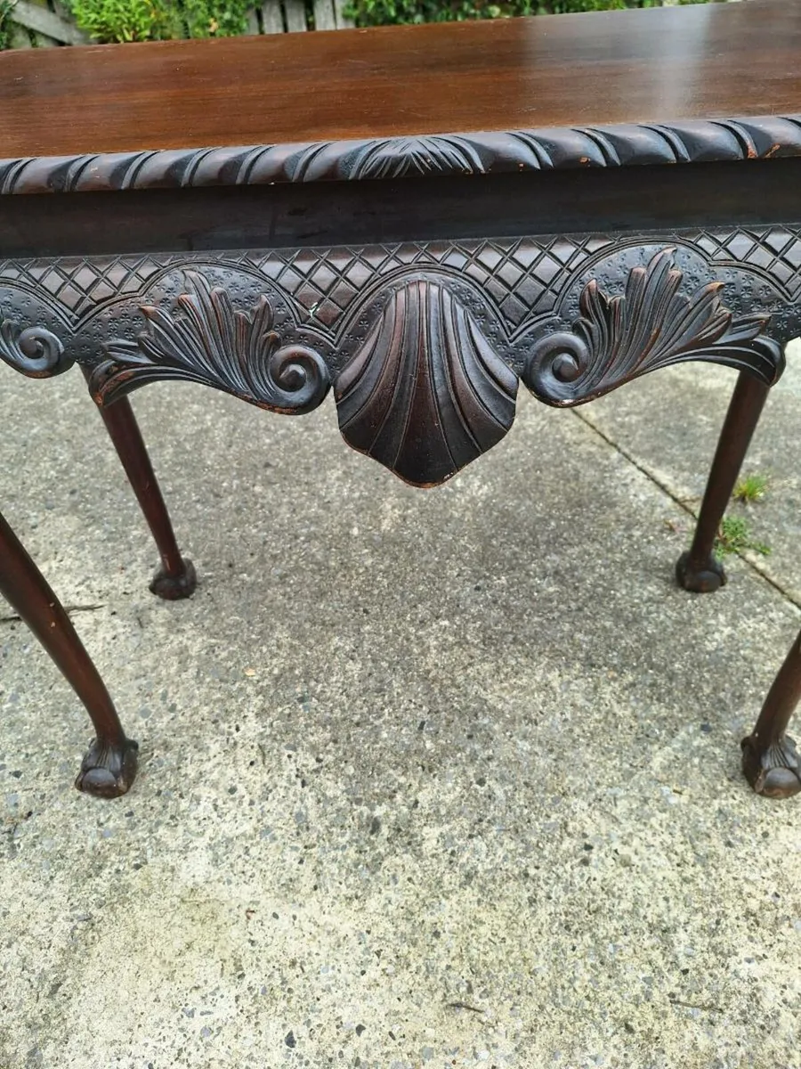 Vintage hall table with claw and ball feet - Image 2