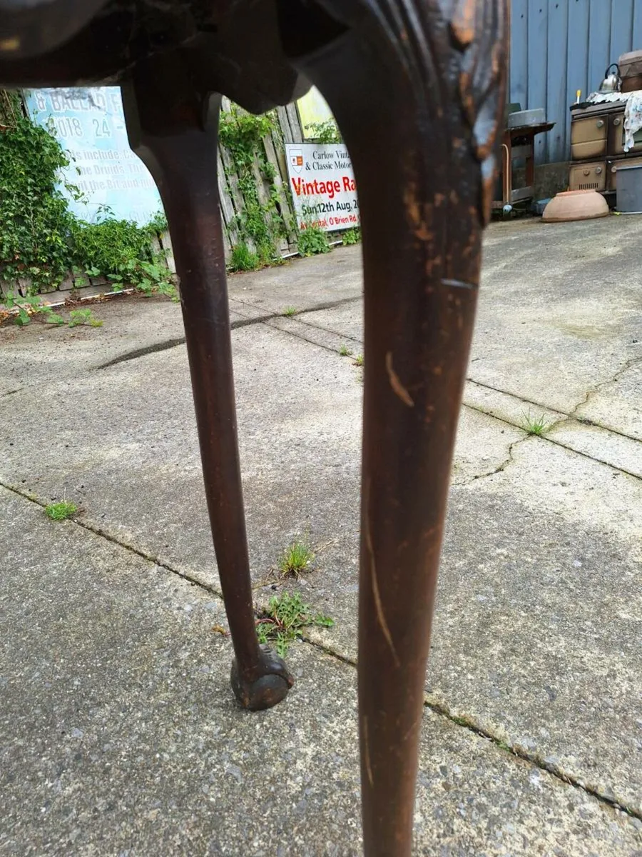 Vintage hall table with claw and ball feet - Image 4