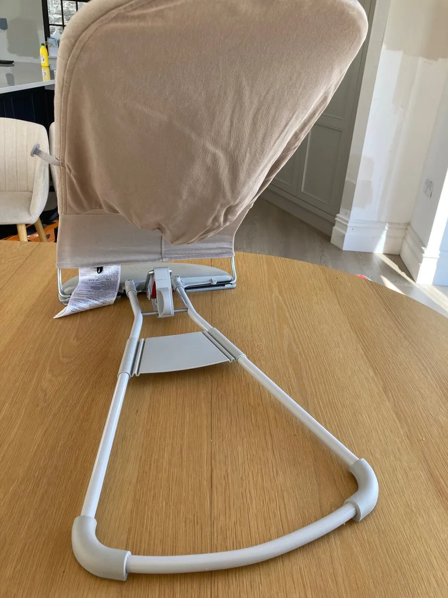 Babybjorn bouncer - excellent condition - Image 3