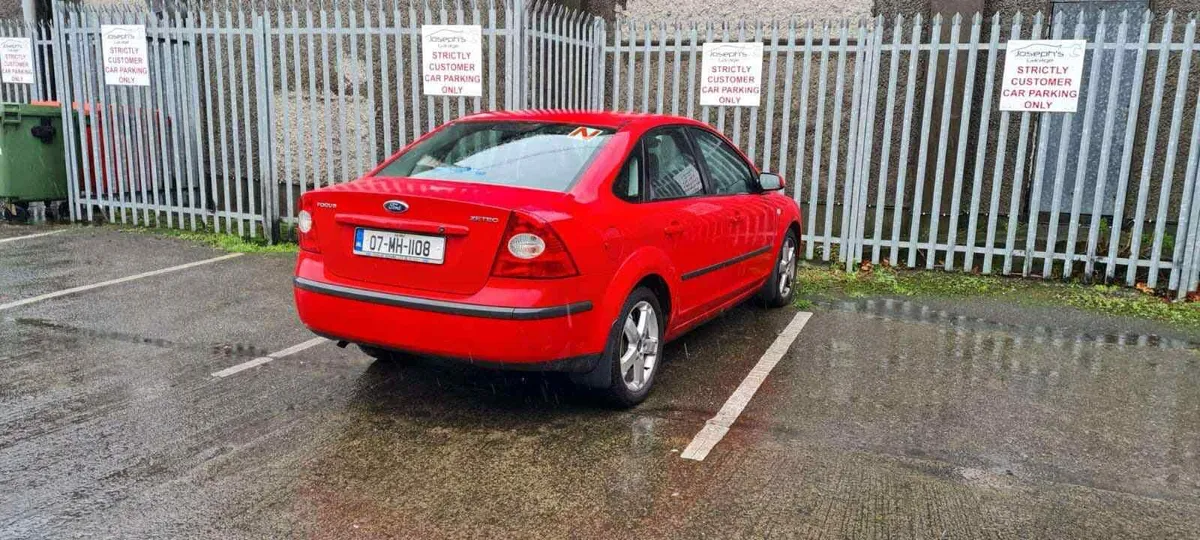Ford Focus Zetec 1.6 petrol - Image 1