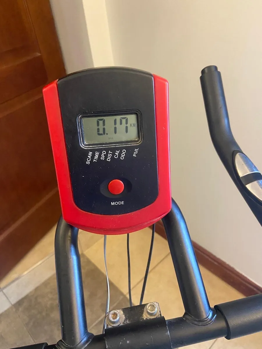 Exercise bike - Image 2