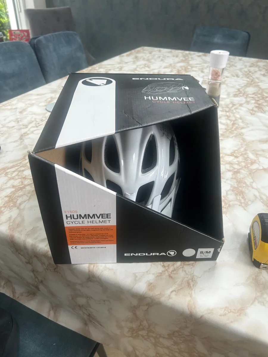 Cycling helmet small/medium - Image 1