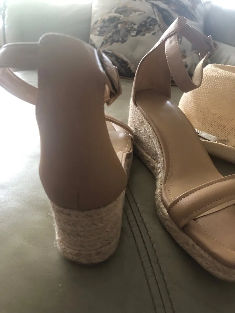 H&M wedge sandles - Image 4