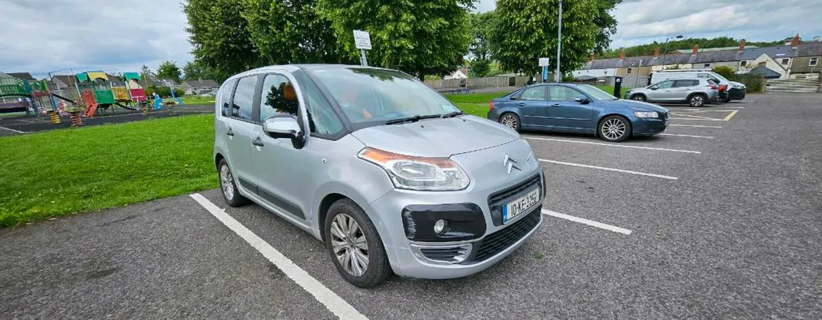 Citroen c3 picasso low mileage - Image 2