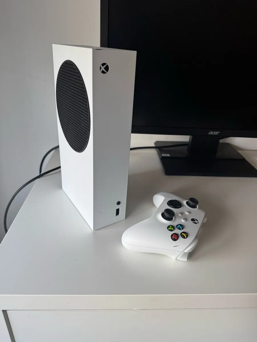Xbox Series S - Image 1