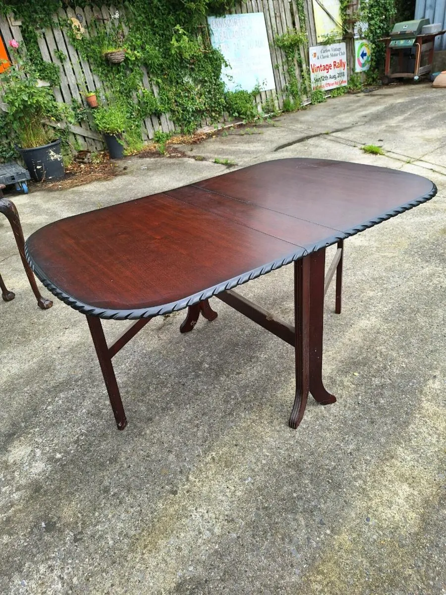 Beautiful heavy vintage drop leaf table - Image 2