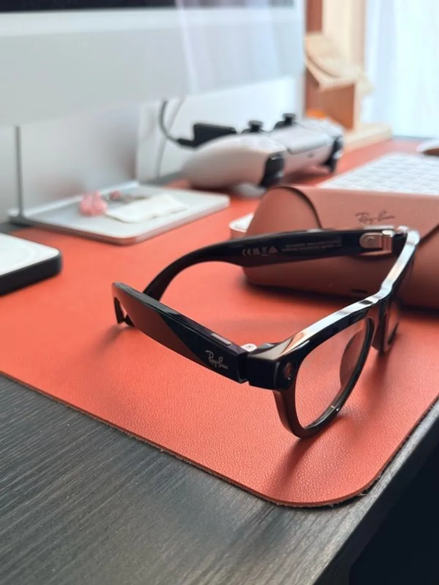 Rayban Meta Skyler Transition Lens - Image 2