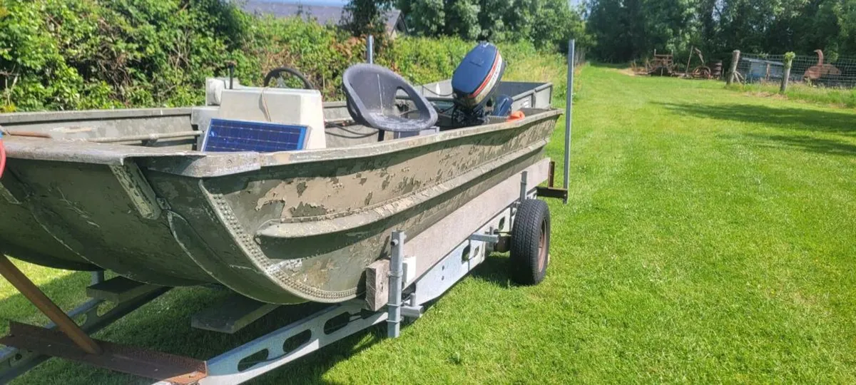 16ft Aluminum Boat - Image 1