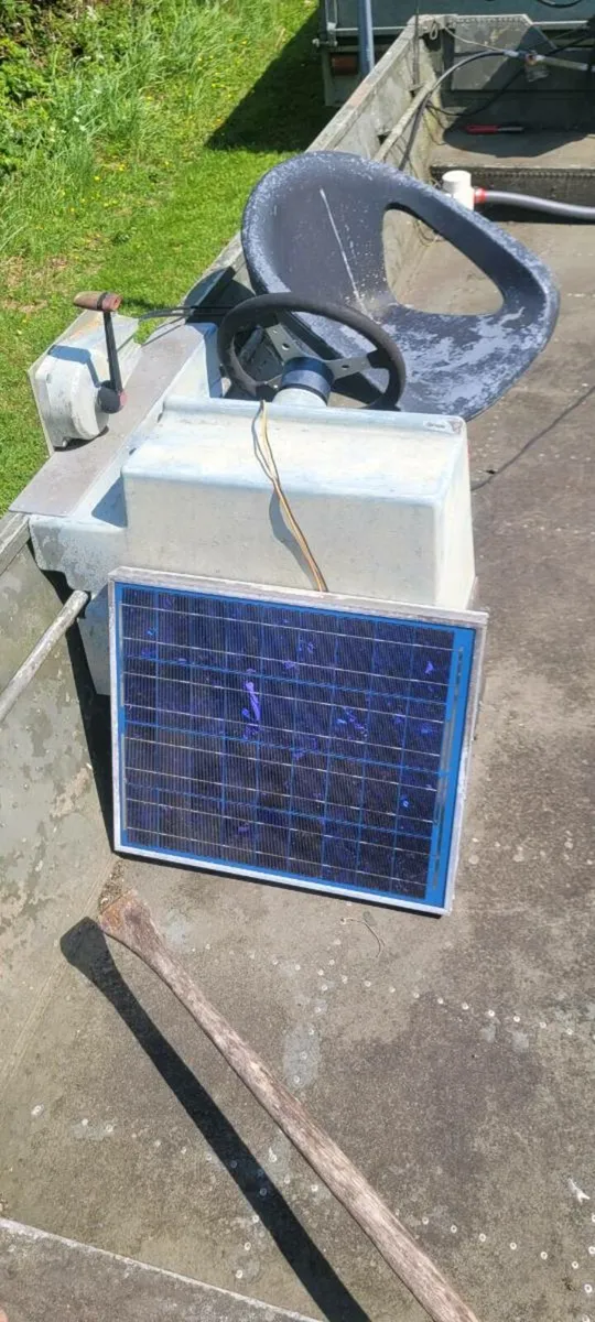 16ft Aluminum Boat - Image 2