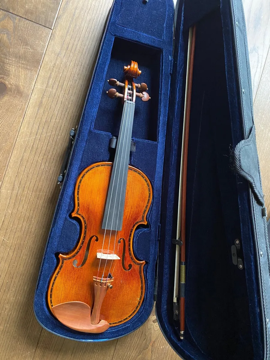 Full size fiddle - Image 1