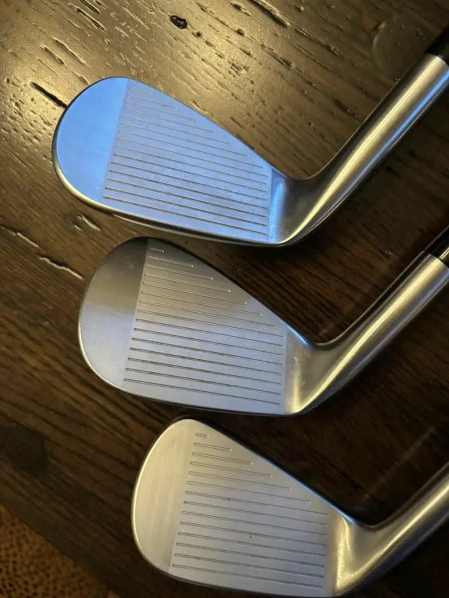 Taylormade CB 4-PW mint ! - Image 4