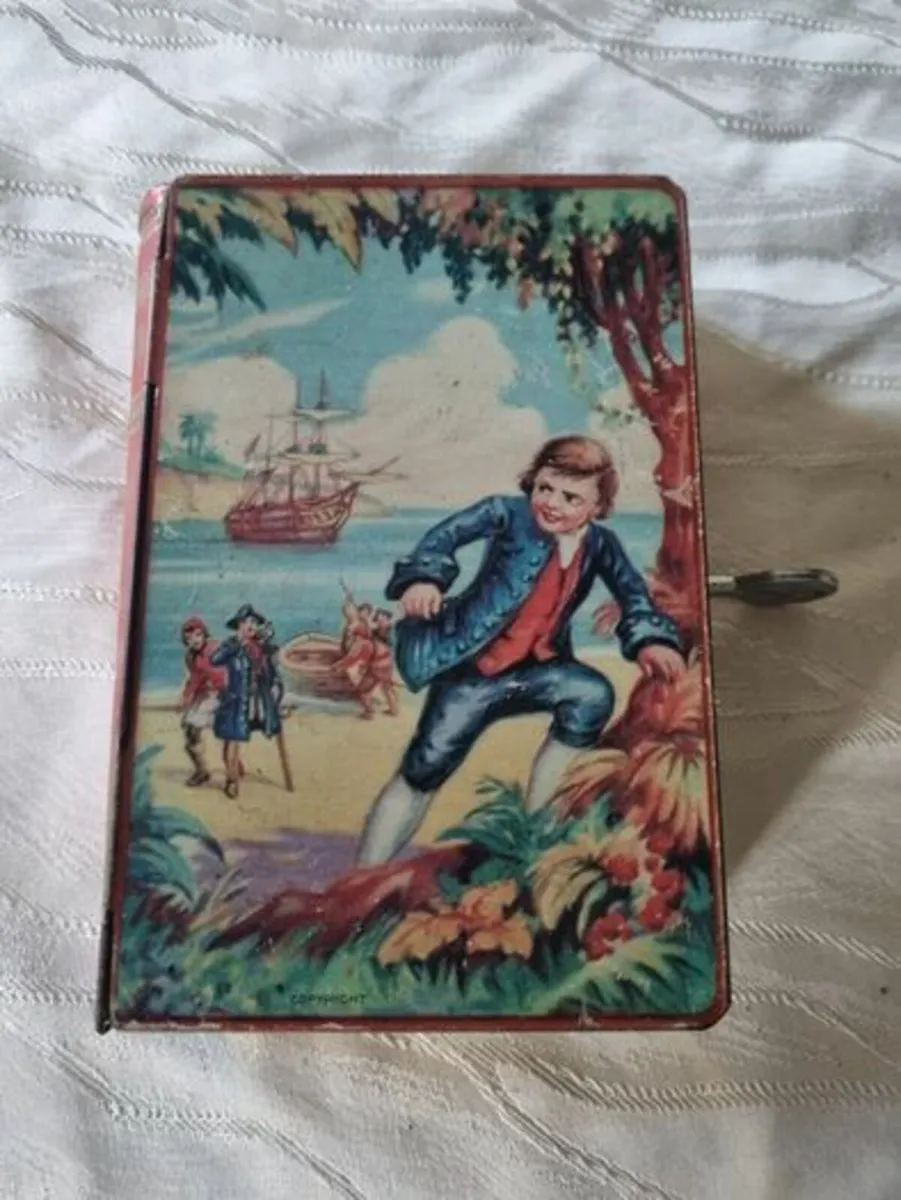 Treasure Island, tin money box - Image 1