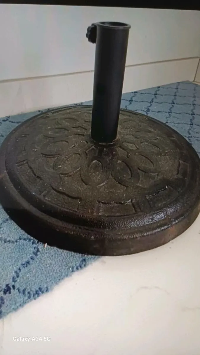 parasol  base