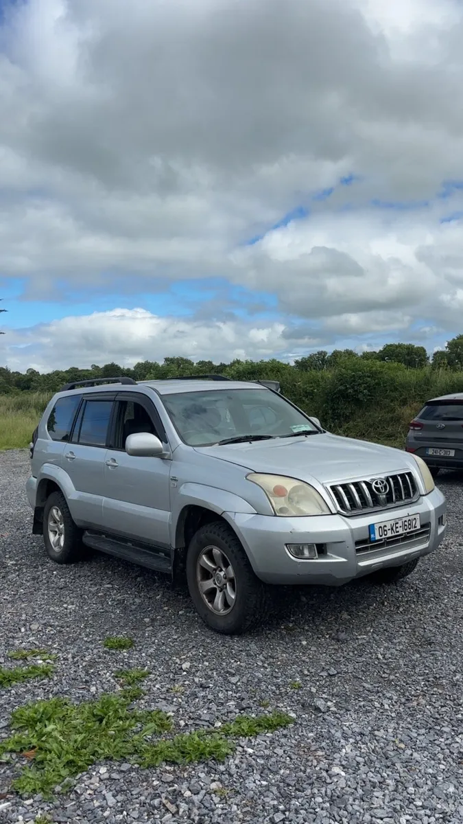Toyota Land Cruiser - Image 2