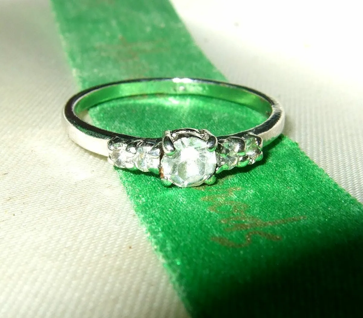 Vintage Silver Hallmarked Ring - Image 3