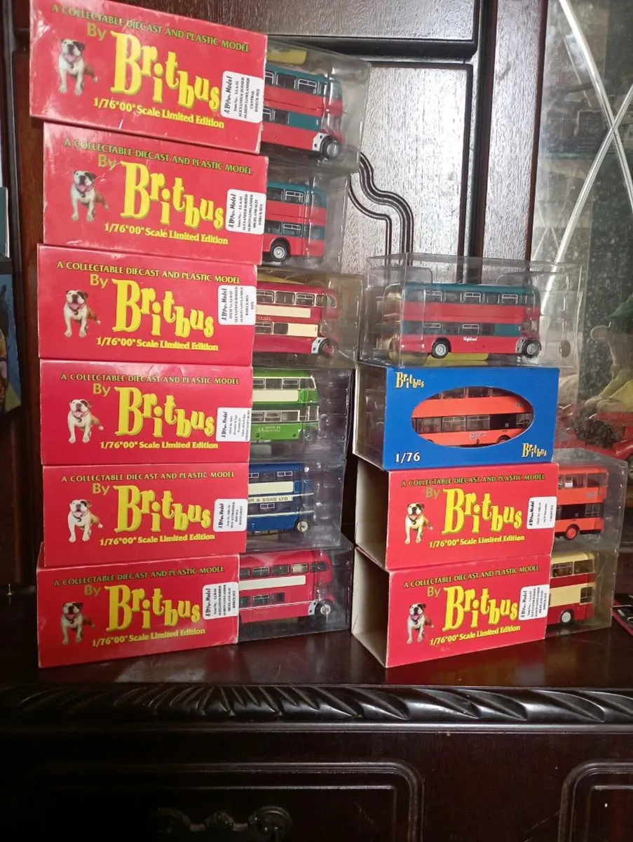 COLLECTABLES DIE -CAST MODLES BY BRITBUS - Image 1