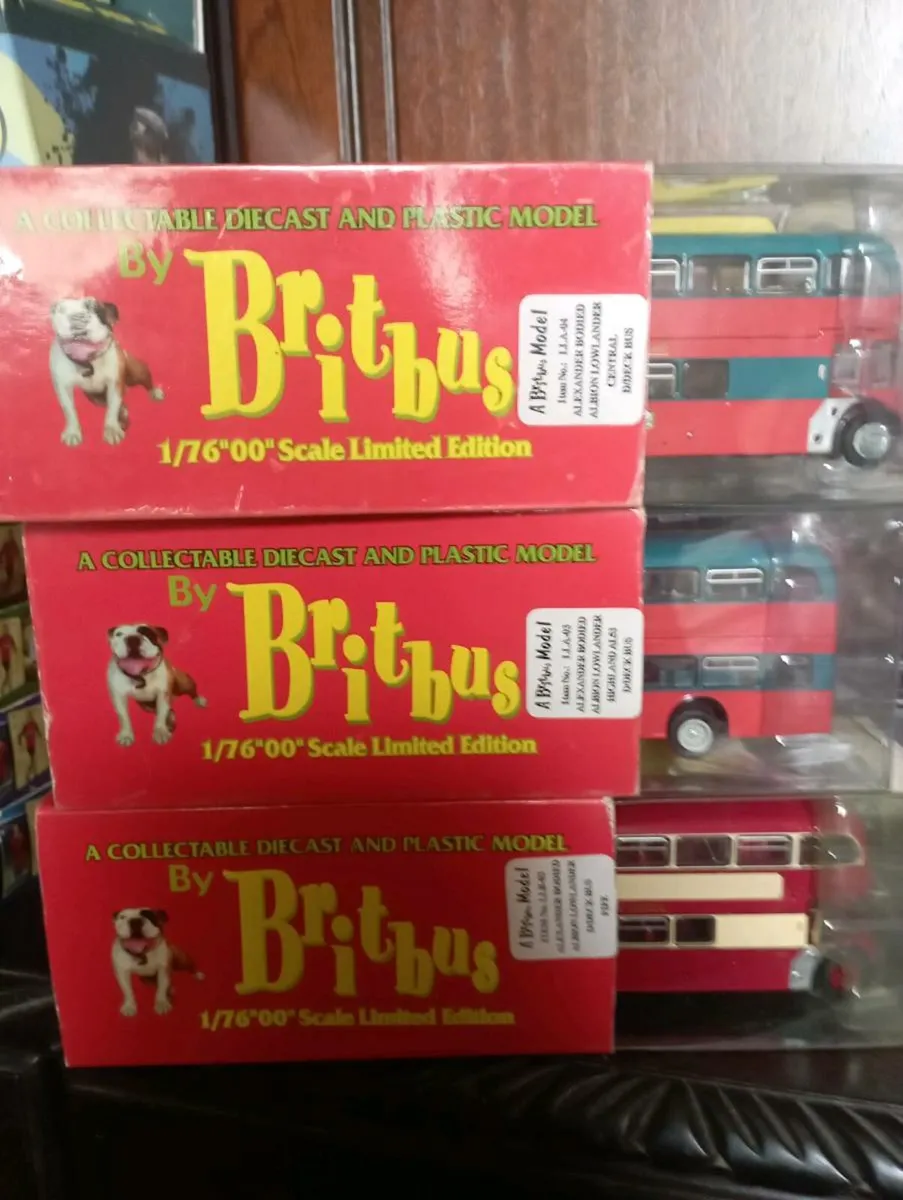 COLLECTABLES DIE -CAST MODLES BY BRITBUS - Image 4