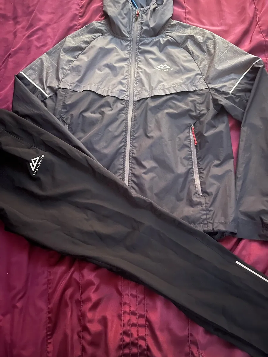 Trailberg Tracksuit - Image 1