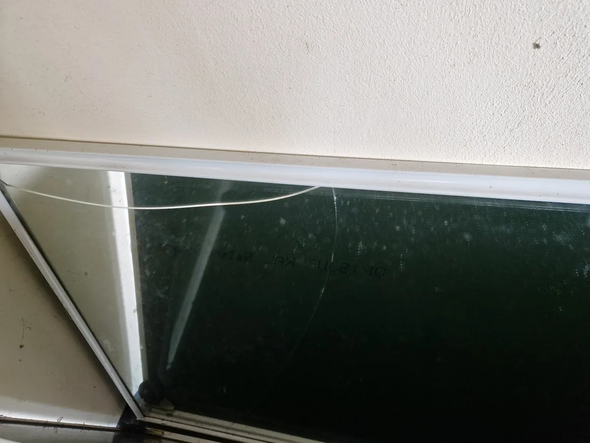 2 x Sliding wardrobe mirrors - Image 2