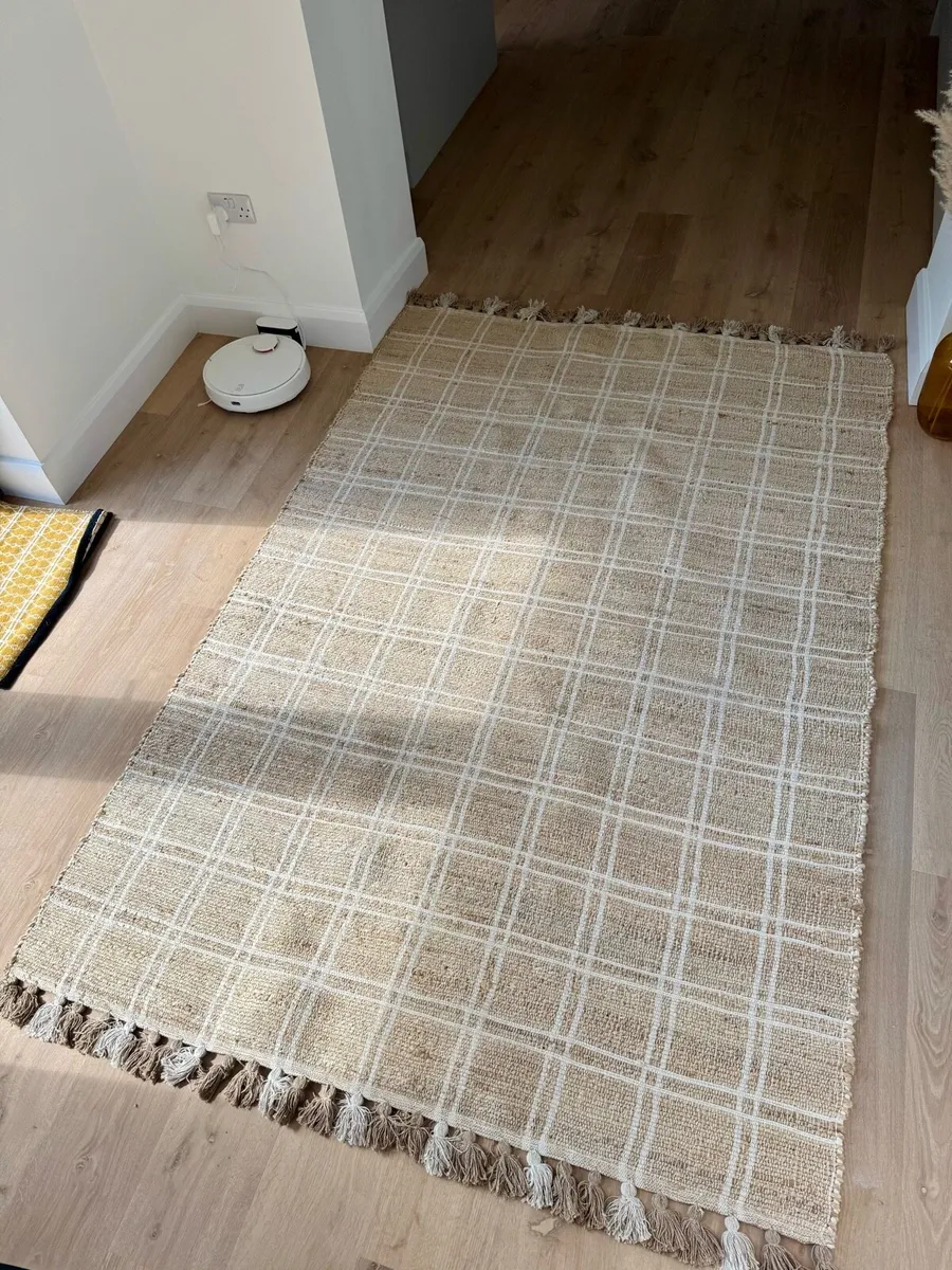 Rug - Image 1